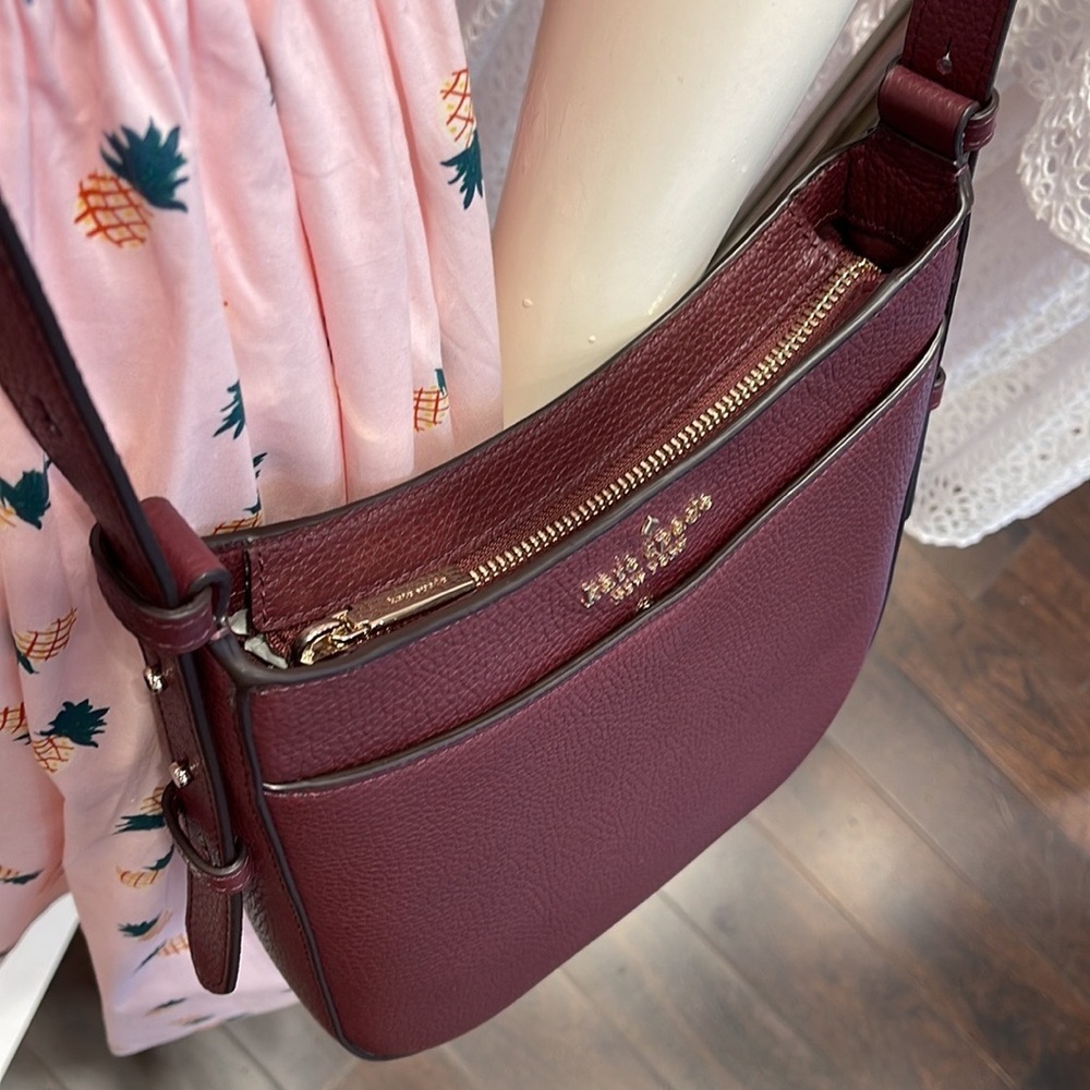 Kate Spade leila north south crossbody
Sherrywood - Picture 7 of 16